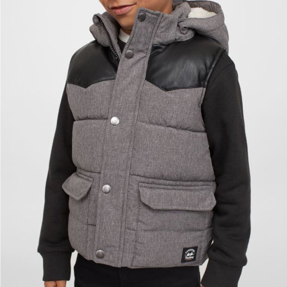 H&M Kids Hooded Vest with Black Accents size 4-6T LIKE NEW